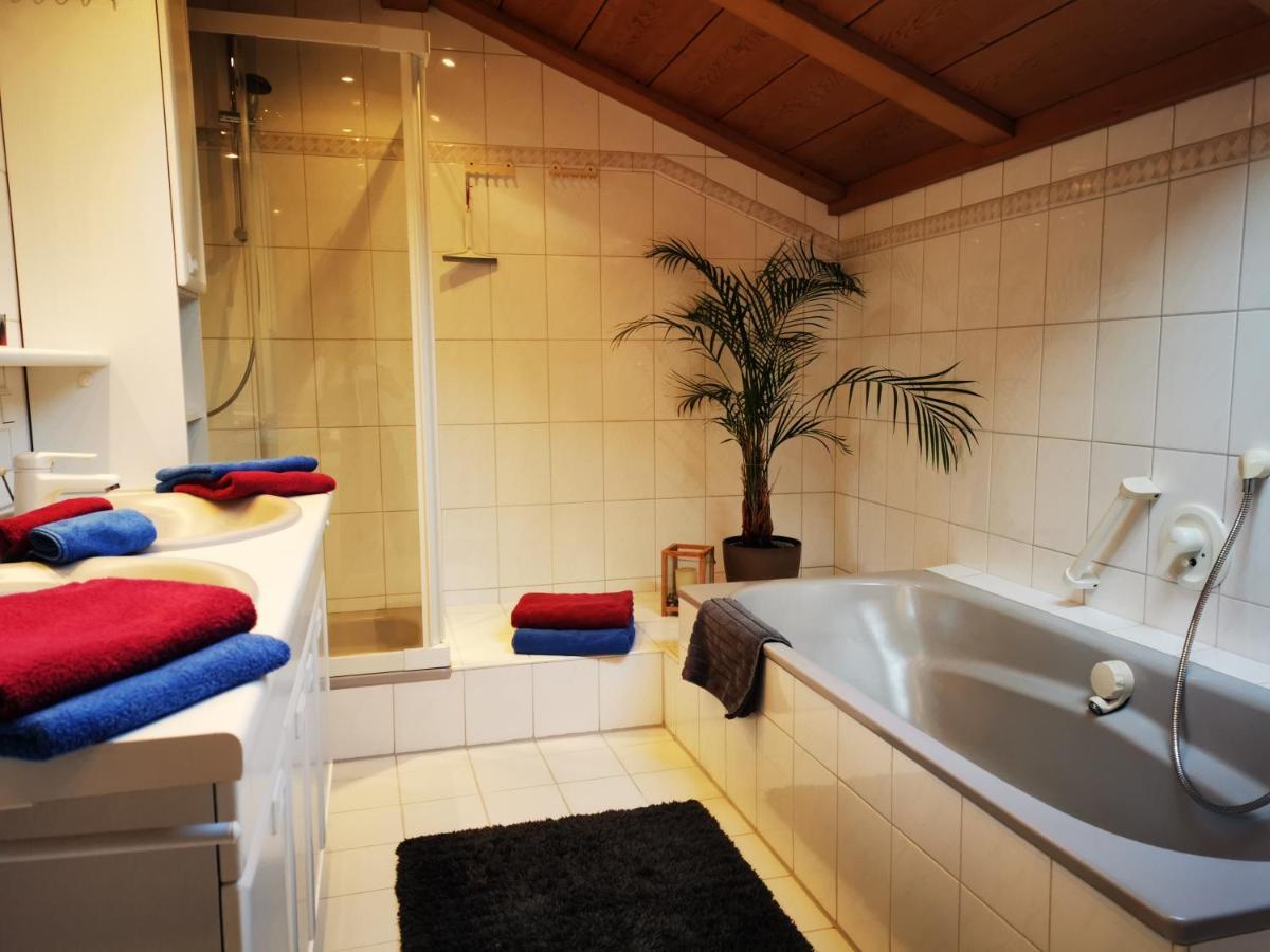 Ferienwohnung Alpenlodge รีเดิน ภายนอก รูปภาพ